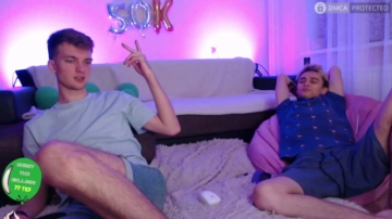 Sexyru_Coup1e  09-07-2021 video Flash feet